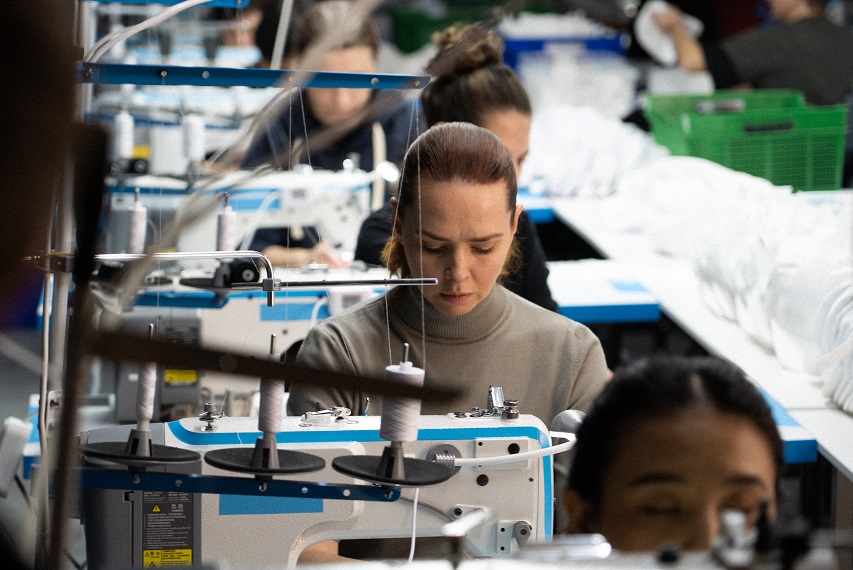 СК-Дайджест: новые съемки, бэкстейдж «Мам», «Втроем» снова в кинотеатрах, «Яма» в онлайне