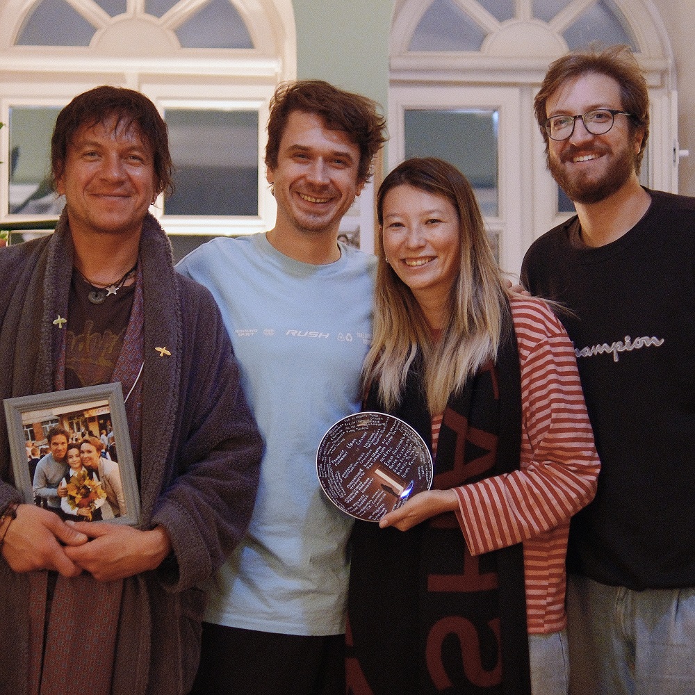 Смотрим тизер короткометражки «Мам» Свердловской киностудии и Red Pepper Film 