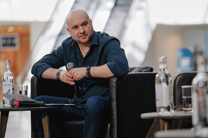 Мнения экспертов: Как российскому кино покорить зарубежный рынок